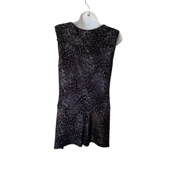 Reitmans black camisole - Picture 2 of 5